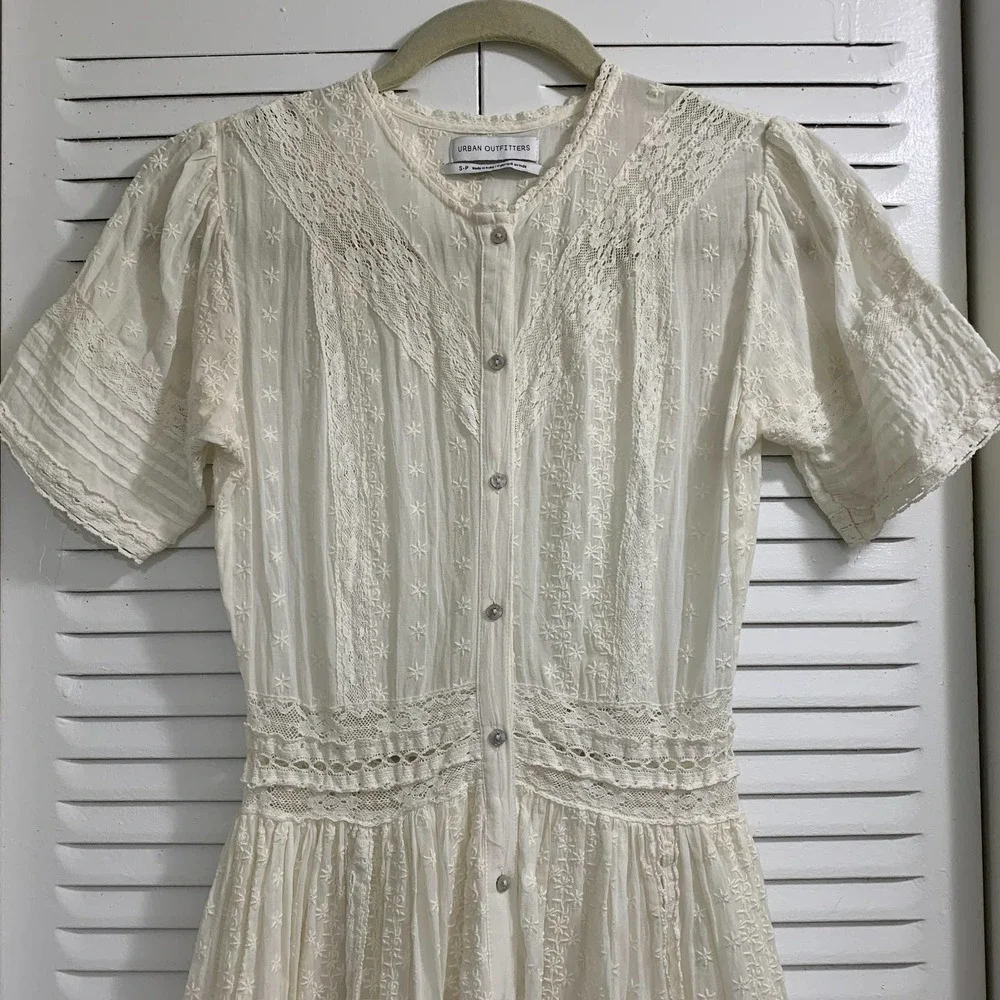 Urban Outfitters Victoria Midi Dress Ivory Size Small - Picture 6 of 13